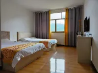 Boss Yan Hotel - Homestays