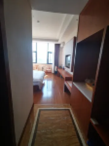 陸良涼州ホテル