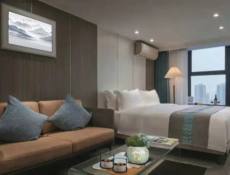 Yunyou Hotel (Yanghu Tianjie Yanghu New Town Metro Station) Отели рядом с достопримечательностью «Hunan University of Chinese Medicine»