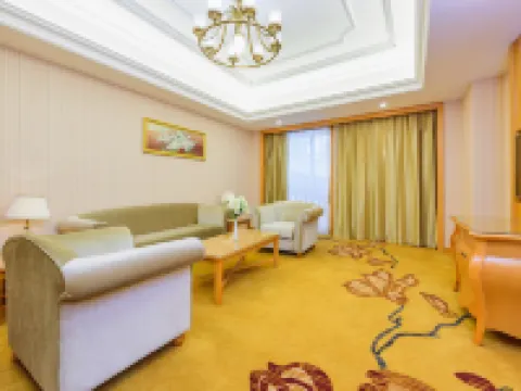 Vienna International Hotel (Liuzhou Wuxing Pedestrian Street) Hotels in Liuzhou