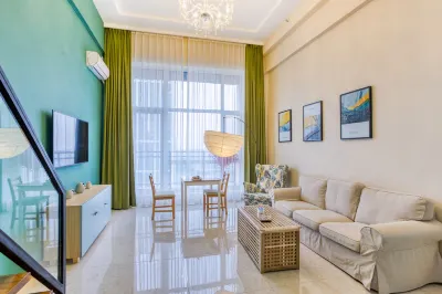 Blue Luxury Impression Apartment (Yingkou Wanda Plaza Zhongtian International Branch) Hotels in Laobian District