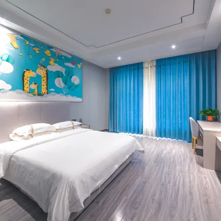 Zhongzhou International Hotel (Zhonglou Plaza, Luohe Convention and Exhibition Center)