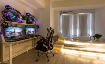 Yichang Youke E-sports Homestay (Three Gorges Visitor Center Wanda Plaza Branch)