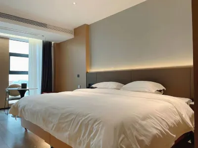 Lanhuxiu Smart Apartment (Linying Dongfang International Yizhou City)