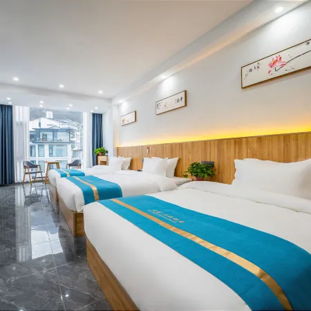 Huaxi Yunhai Homestay (Laojunshan Zhongling Cableway Branch)