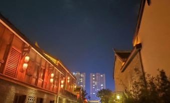 Liupanshui Liangdu Shengshi Huayuan Business Hotel