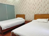 Gongyi Baoshi Business Hotel