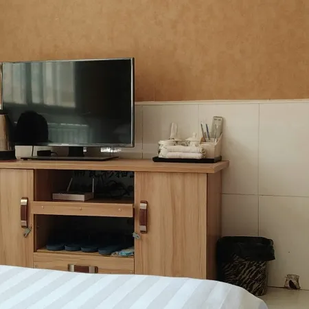 Dongcheng Hotel