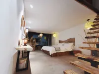 Danzhai Shiqiao Paper Homestay (Shiqiao Ancient Papermaking Cultural Scenic Area Branch) - balcony