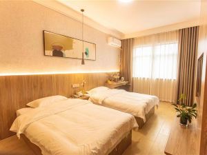 Yongcheng Hehua Boutique Hotel