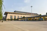 Junyi Select Hotel (Zhengding airport high speed railway station store) Hotels in Zhengding County