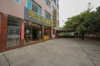 Xingyi Xingjiang Hotel (Railway Station) Hotels in Xingyi Railway Station
