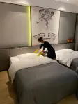 Aoyi Hotel