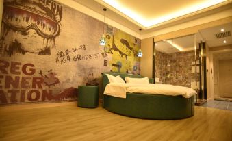 Ningxiang Baima Hotel (Wuyue Plaza)