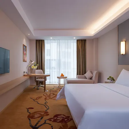 Vienna International Hotel (Xinxing new city square)
