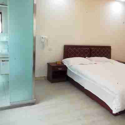 Santai Ruiyi Hotel Rooms