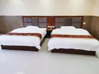 Zhenxiong Jingxuan Hotel (Yilezhen Middle School)