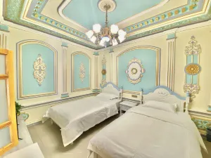 Pomegranate Flower Homestay (Kashgar Ancient City Scenic Area)