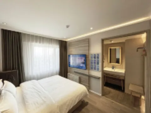 HanTing Premium Hotel (Fengcheng Pedestrian Street) Hotels in Fengcheng