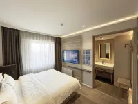 HanTing Premium Hotel (Fengcheng Pedestrian Street)