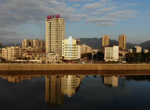 GreenTree Eastern Hotel (Jiaoling Shunlong)