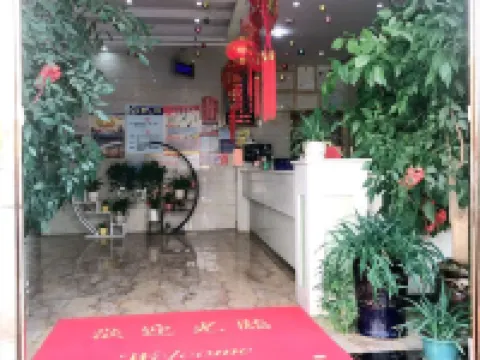 Qingzhen Dike Hotel (Yunling Middle Road Branch)