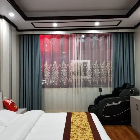 Yinjiang Xinyi Business Hotel