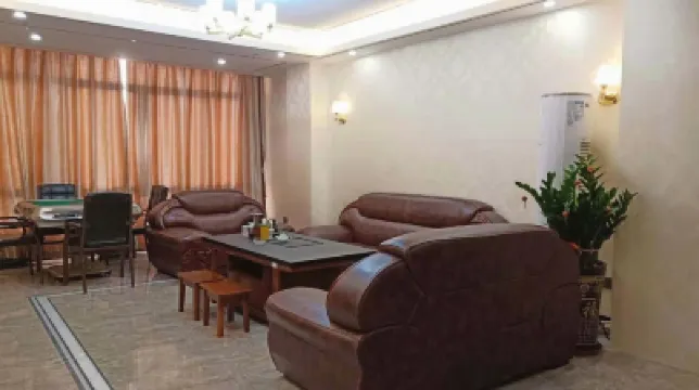 Wuhua Hongdu Business Hotel Hotels near Huacheng Railway Station