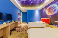 Qingyuan Yuexingkong Theme Apartment - Condos