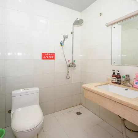 Bazhong Jiayuan Hotel (Bazhong Railway Station Baren Square)