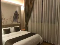 Kaiyin Holiday Hotel