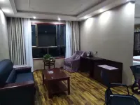 Yuchang Red Holiday Hotel Hotels near Hadapu Conference Site