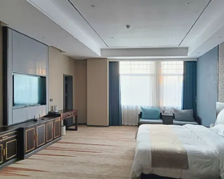 Grandmother's house and hotel Hotels in Longling