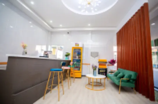 Xiaogan Yijia E-sports Themed Hotel