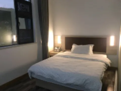 Xilaiju Convenient Homestay (Guilin Guangxi Normal University Yanshan Campus) Hotel berhampiran Guilin Botanical Garden