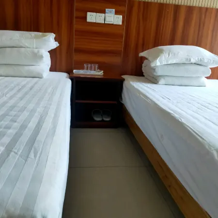 Bowen Hotel