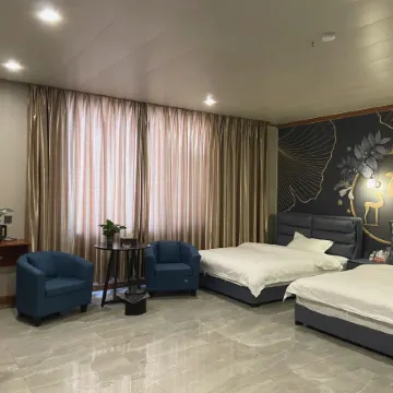 Caoxian Yihao Business Hotel