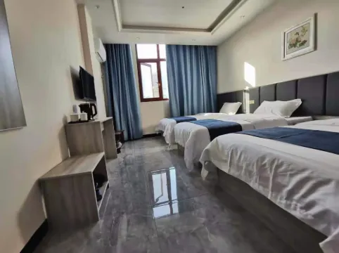 Jianshi Yueke Home Hotel - Inns