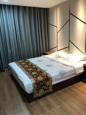 Dongfang Hotel (Feixian Shengli Road Store) - Bãi đậu xe