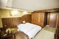 Qiaojia Yijia Inn