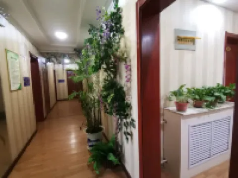 Warm Full House Apartment