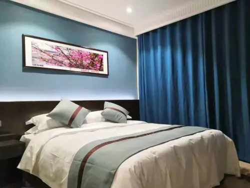 Ju Hongsheng Chinese Inn (Shou County Ancient City)