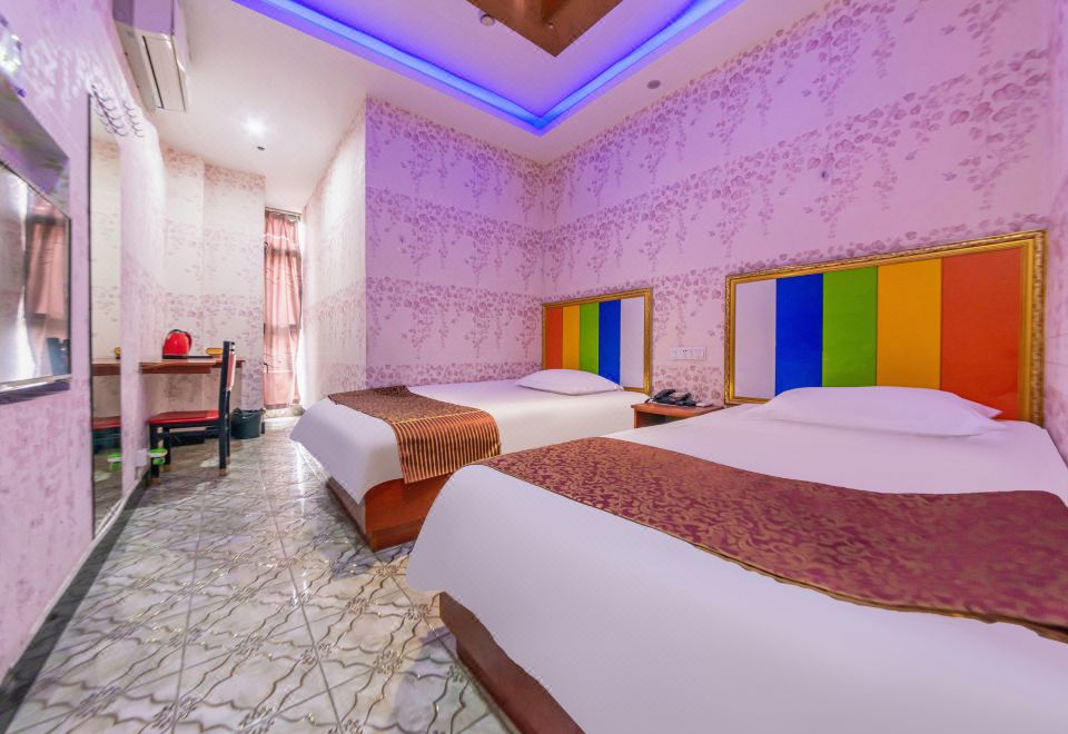 즈핑 호텔의 편안하고 심플한 객실 인테리어