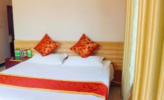 Yongcheng Zhongxin Hotel