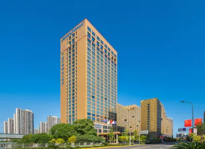 Howard Johnson Shipu Plaza Ningbo Hotels near Yongqing Temple