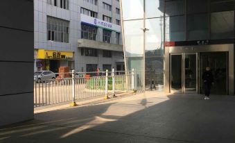 Suitetrails - Jiating Apartment Hotel (Nantong East Bus Station)