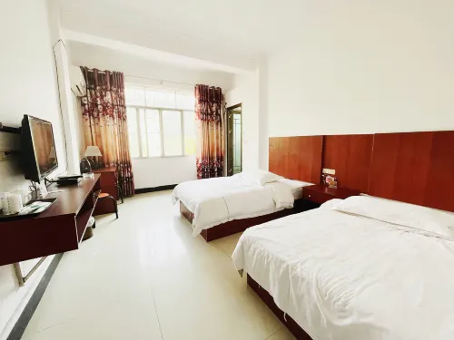 Juyuan Business Hotel