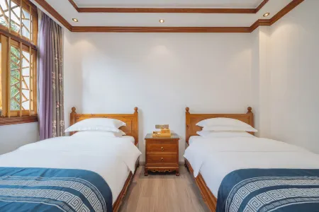 Floral Hotel·Anshun Tunbao hotel (Yunjiu Mountain Branch) Отели рядом с достопримечательностью «Yunfeng Tunpu Scenic Area»