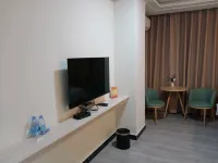 Renxuan Apartment