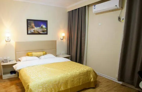 梁山柏克home精品酒店